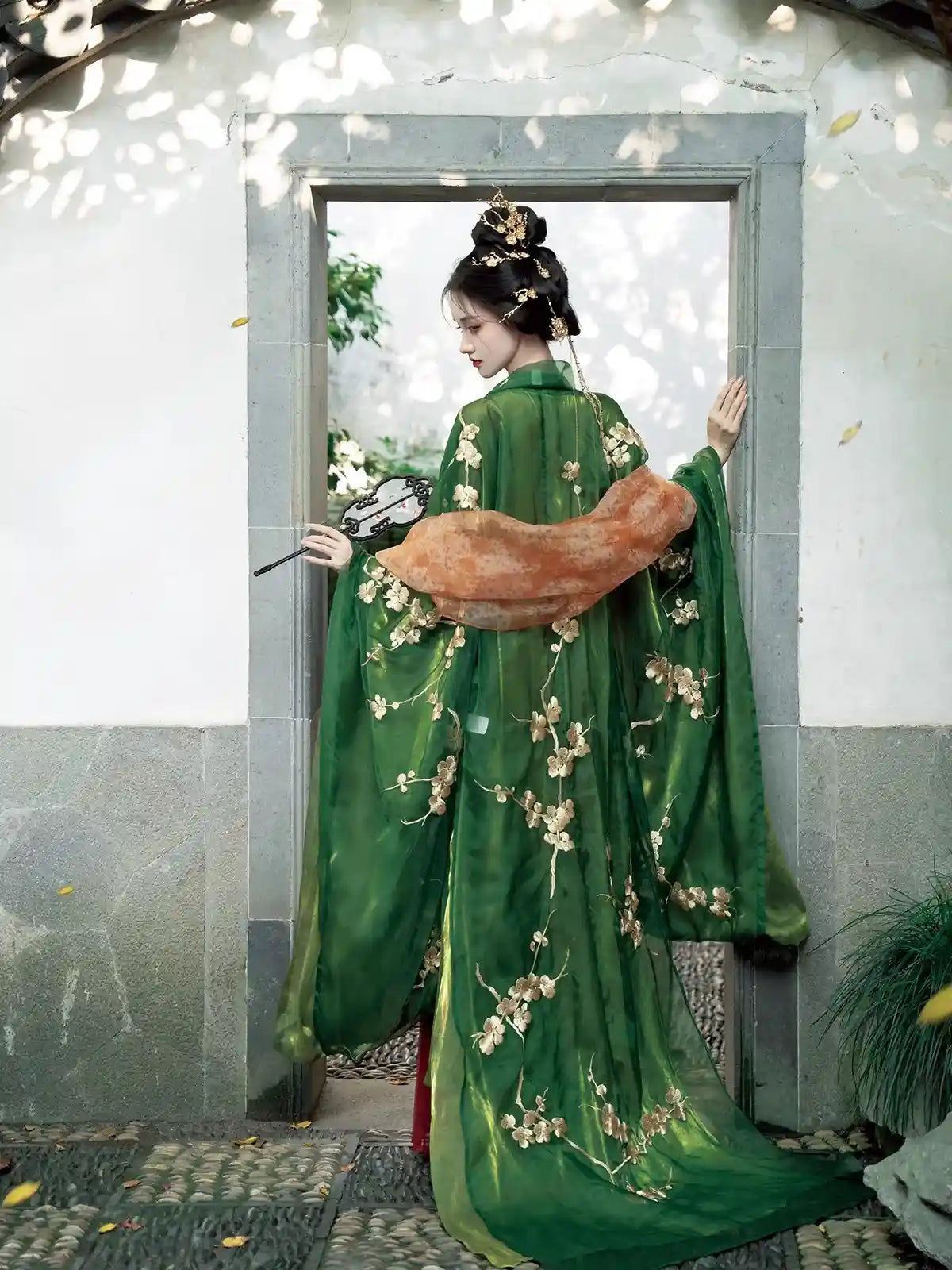 Traditional Chinese Tang Dynasty Red Green Hanfu Dress | Plum Blossoms