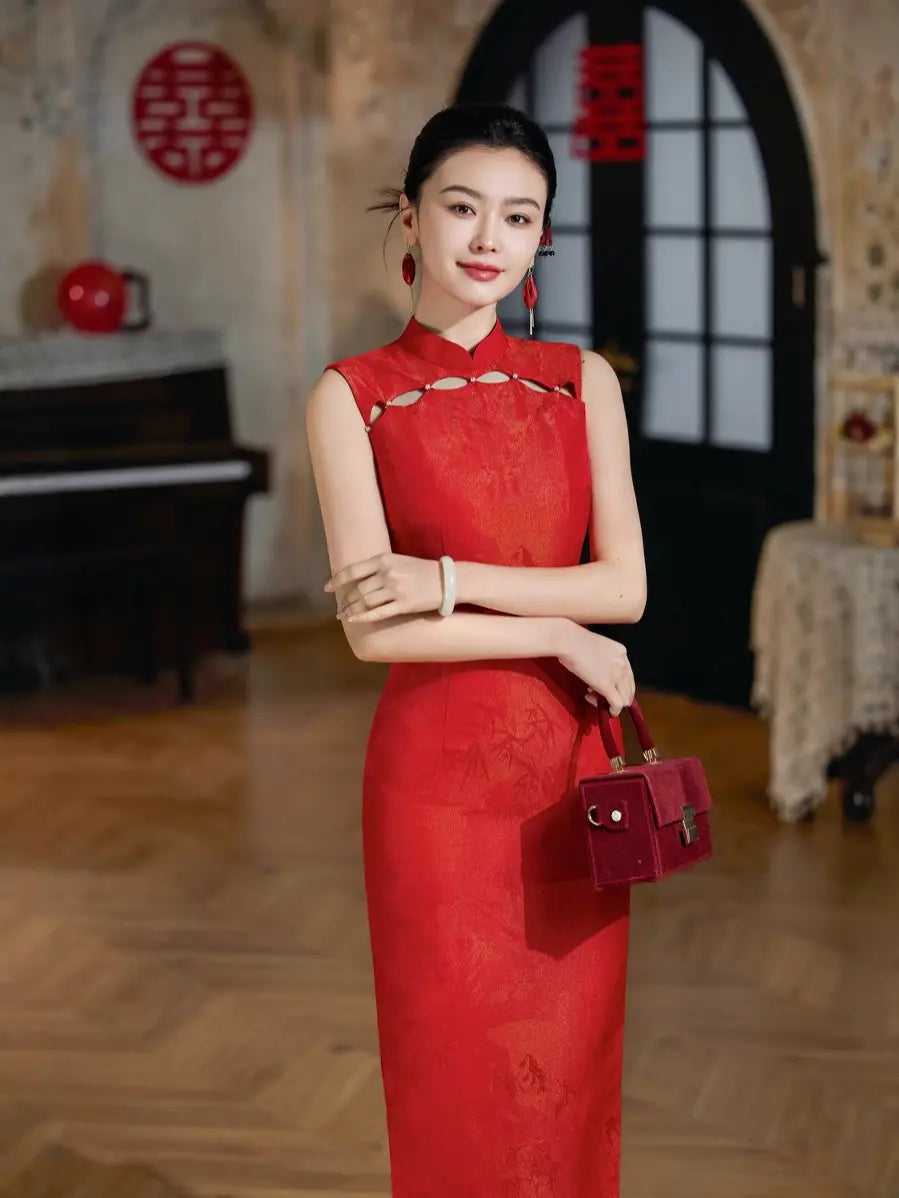 Red & Gold Brocade Sleeveless Modern Wedding Qipao Dress
