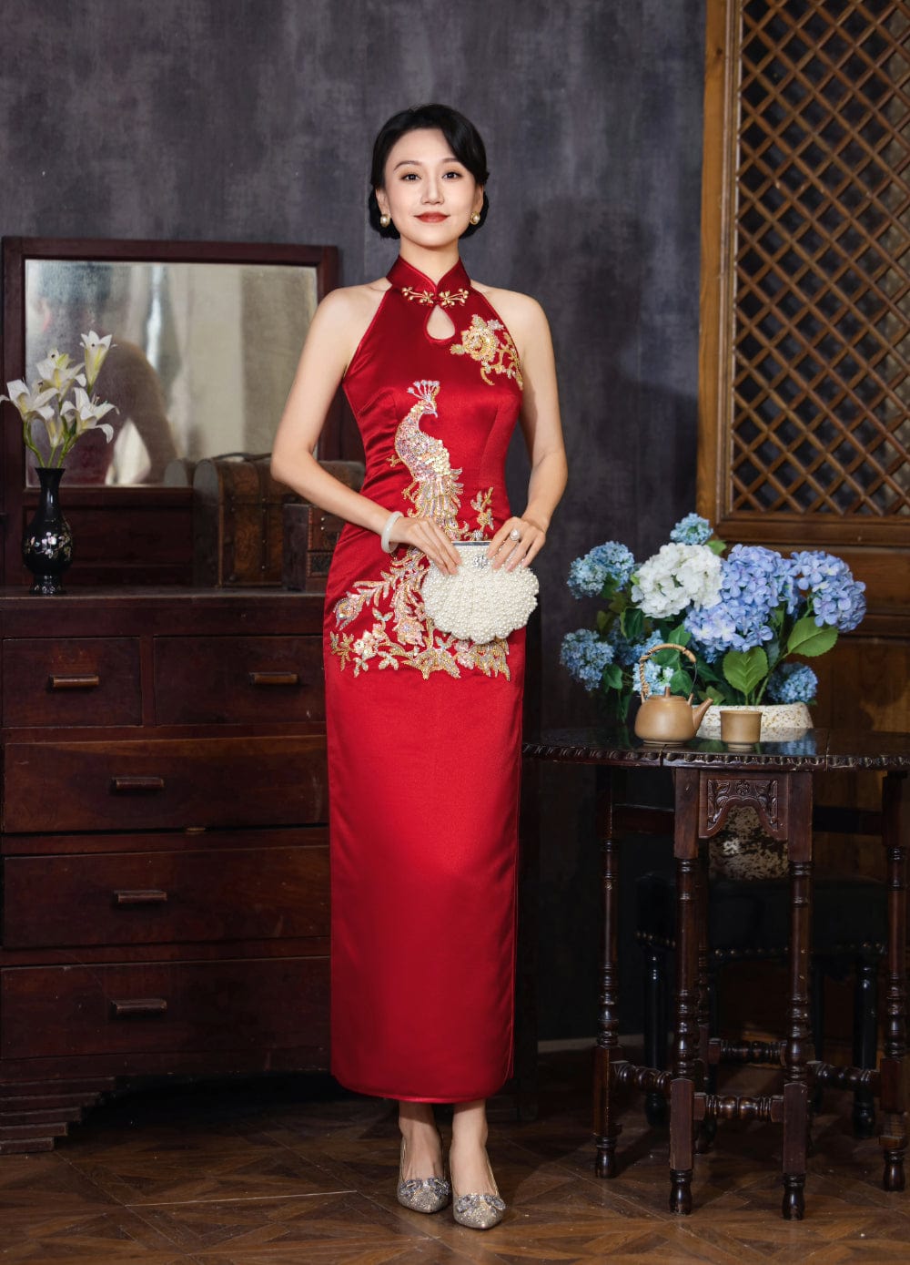 Aslinhanfu qipao Exclusive designer collection, peacock embroidery, halter long Qipao