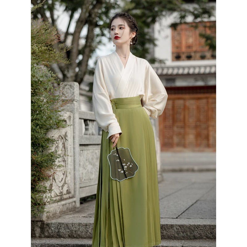 Aslinhanfu New Chinese style ( 新中式 ), beige and green long Hanfu Mamianqun