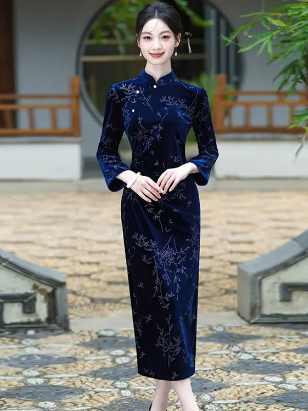 Shimmer Midnight Blue & Champagne Velvet Long Sleeve Qipao