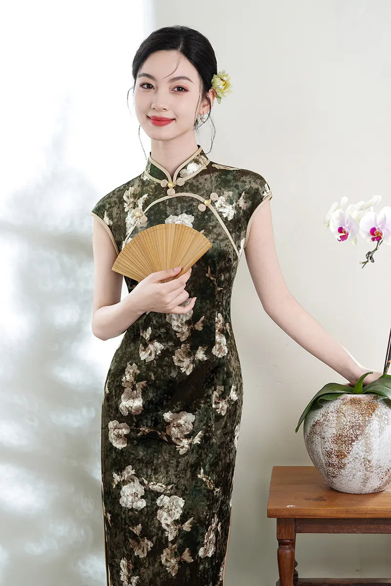 Dark Green Foral Velvet Cap Sleeves Long Qipao Dress | Peony