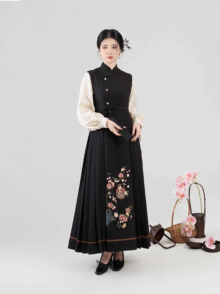 Modern Hanfu Dress Set with Floral & Bird Embroidery