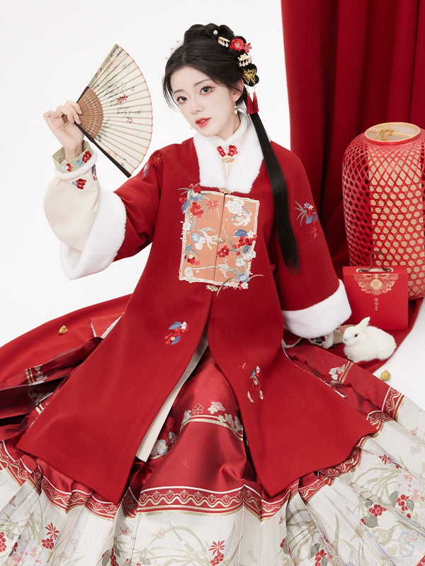 Ming Dynasty Hanfu Red Chinese New Year Clothing