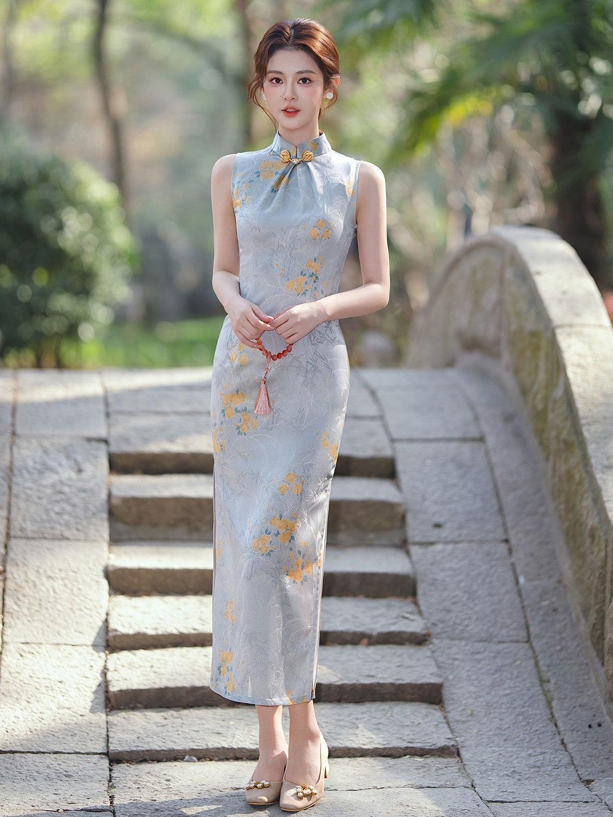 Sleeveless Floral Long Cheongsam | Skies