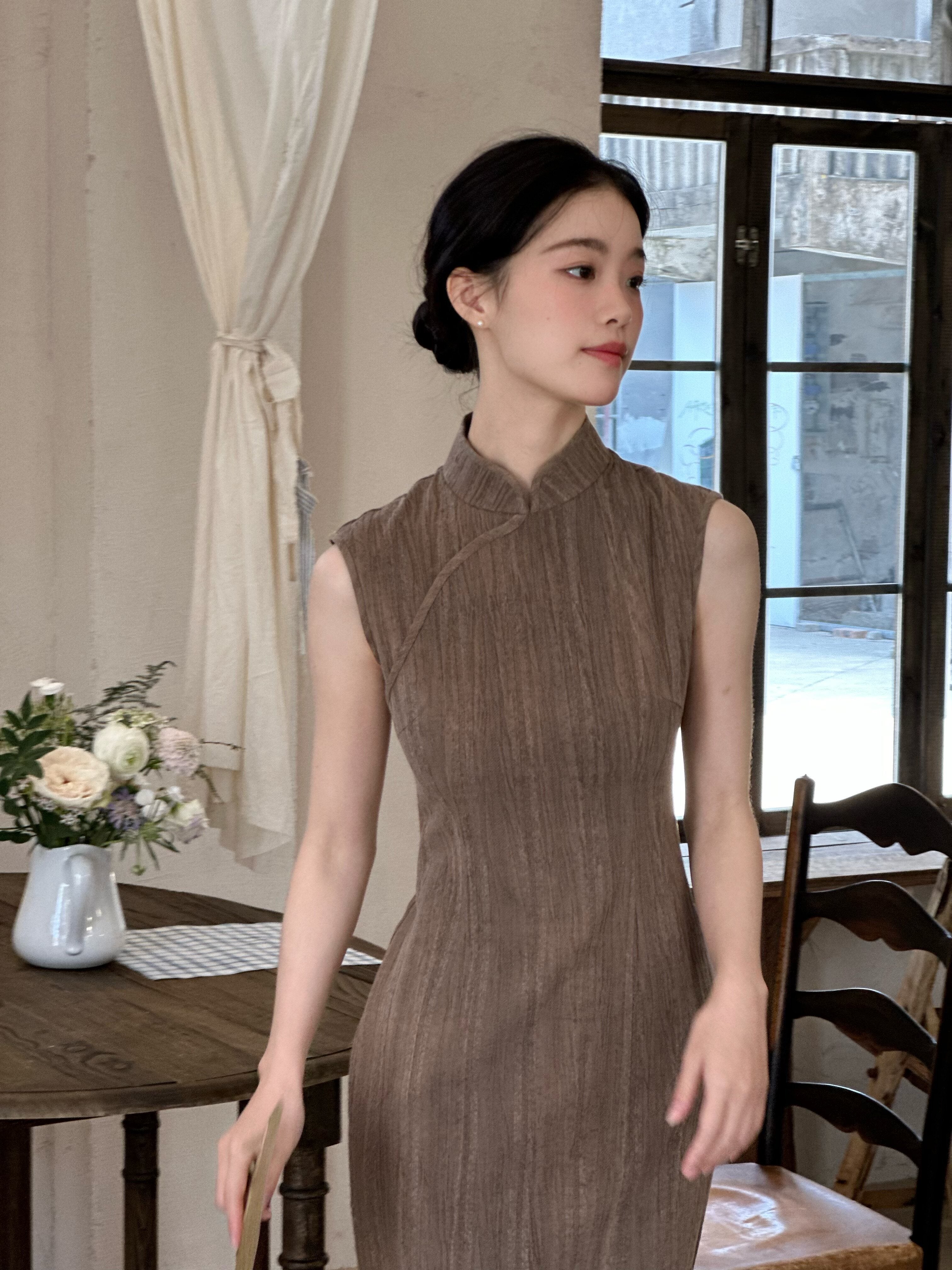 Sleeveless Rustic Long Cheongsam | Chunzhi