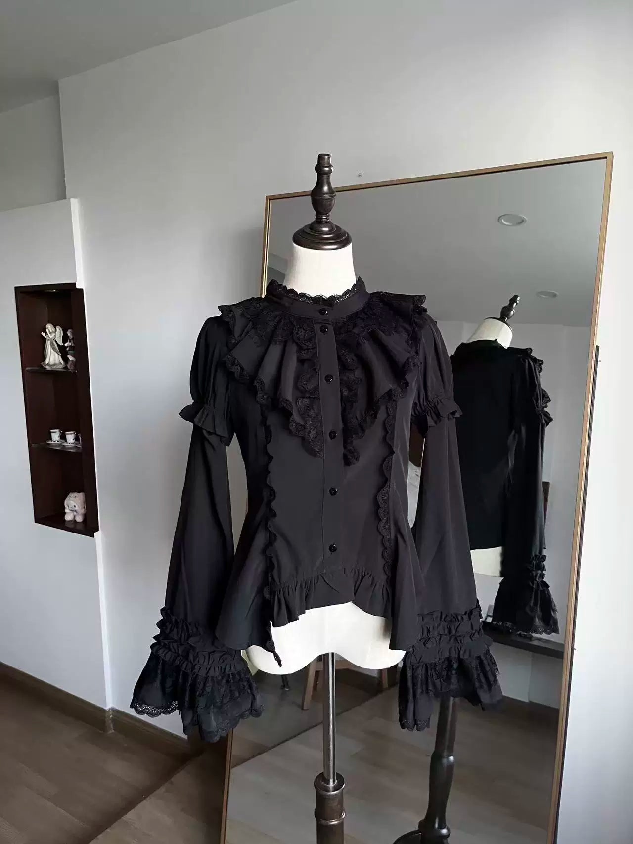 Gothic Lolita Shirt, Detachable Flared Sleeves