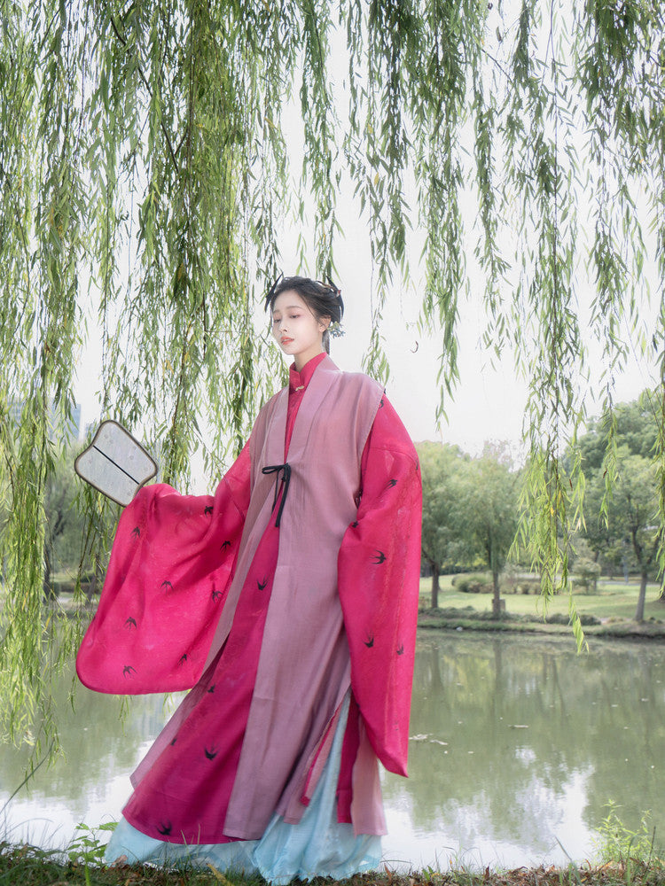 Qiu Wuyang 秋无恙 Autumn Remains Serene Late Ming Dynasty Sparrow Changshan Long Top & Summer Bijia Vest Set