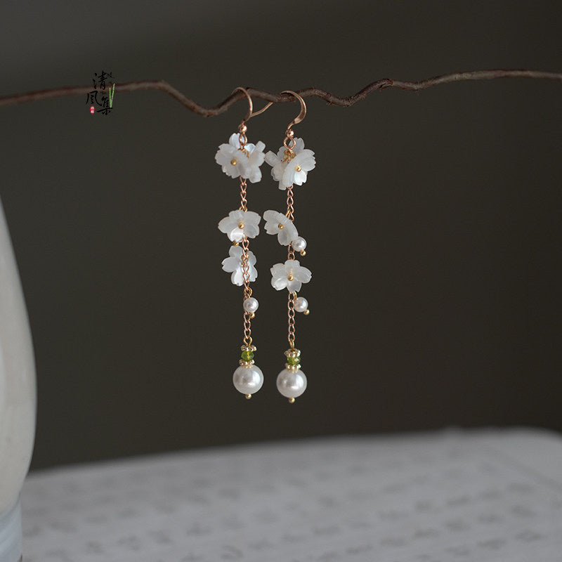 Snow Blooms Earrings | Hanfu Jewelry