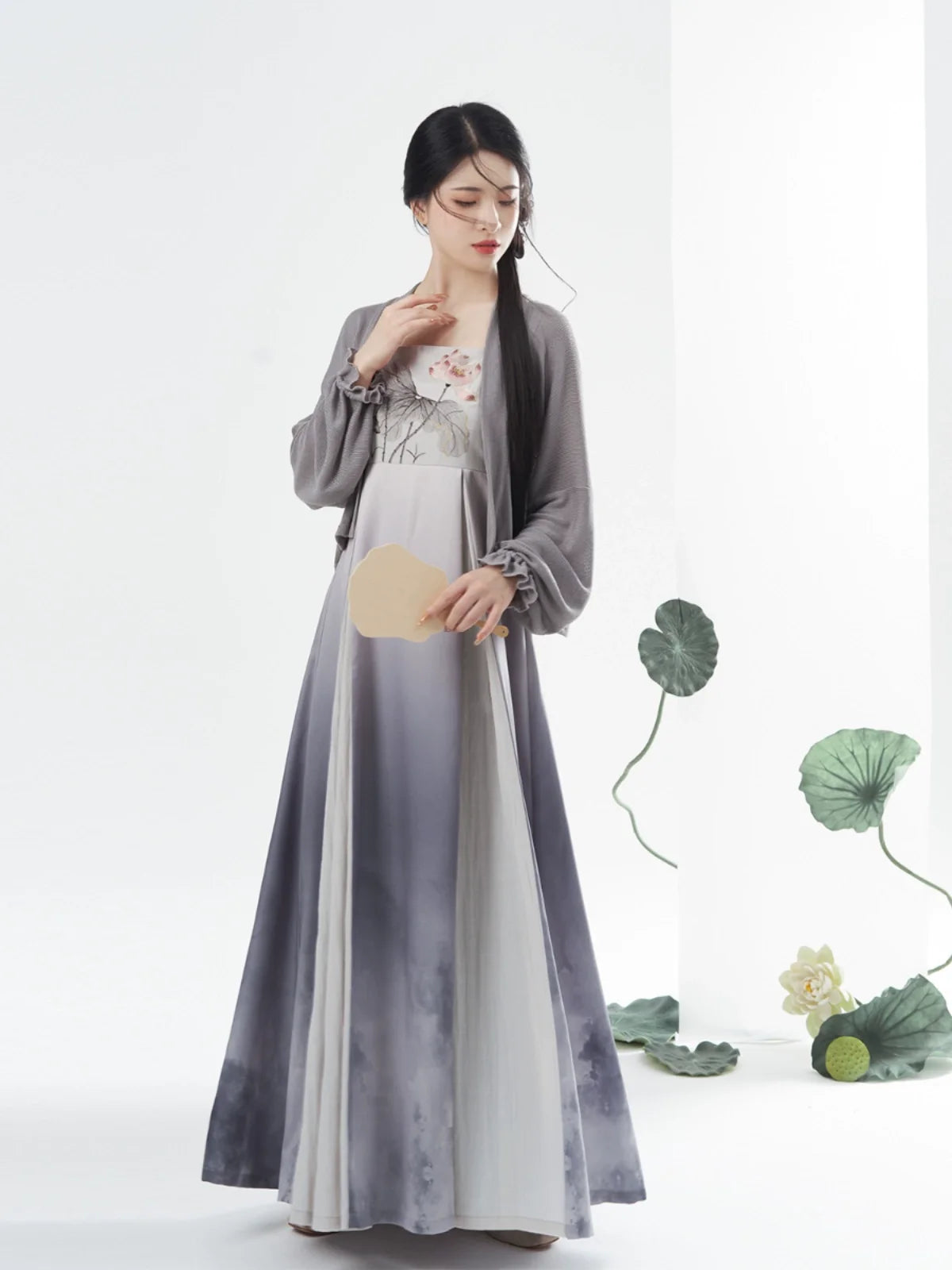 Modern Tang Dynasty Hanfu Slip Dress Set - Wuhefeng 芜荷风 (Preorder)