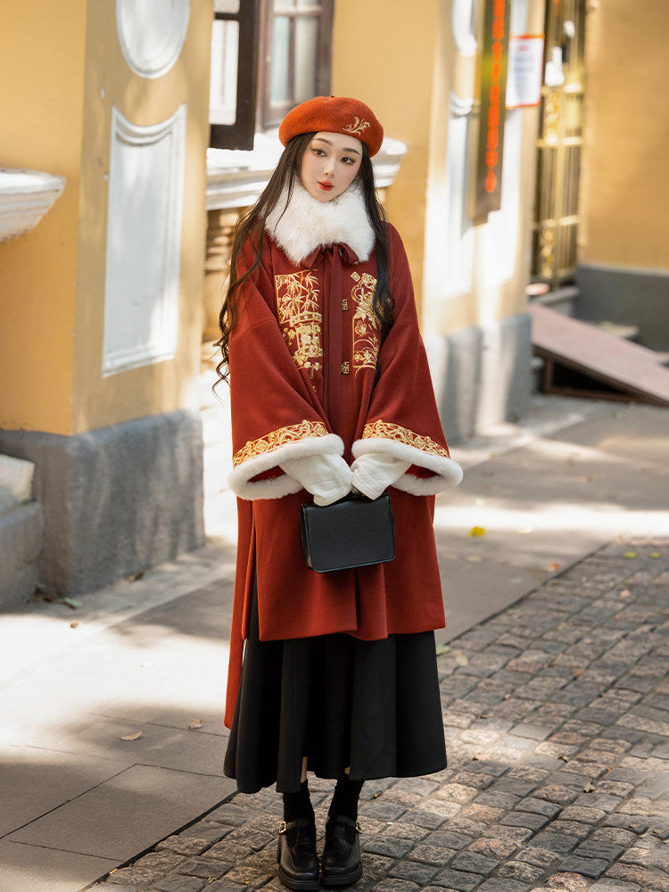 Festive Ming Dynasty Hanfu Jacket for Chinese New Year - Sijunzi 四君子 (Preorder)
