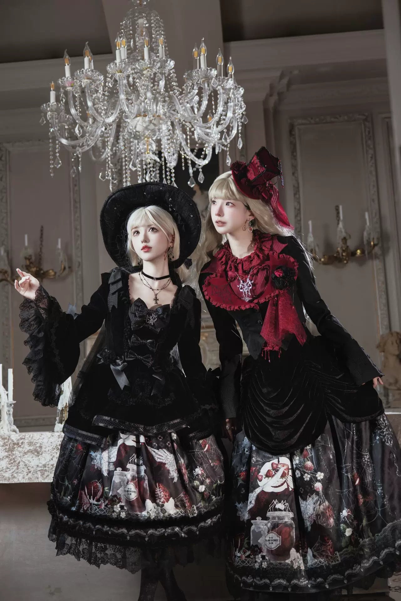 Monster Strawberry Hunt - Gothic Lolita Strawberry Printed Velvet Dress Set