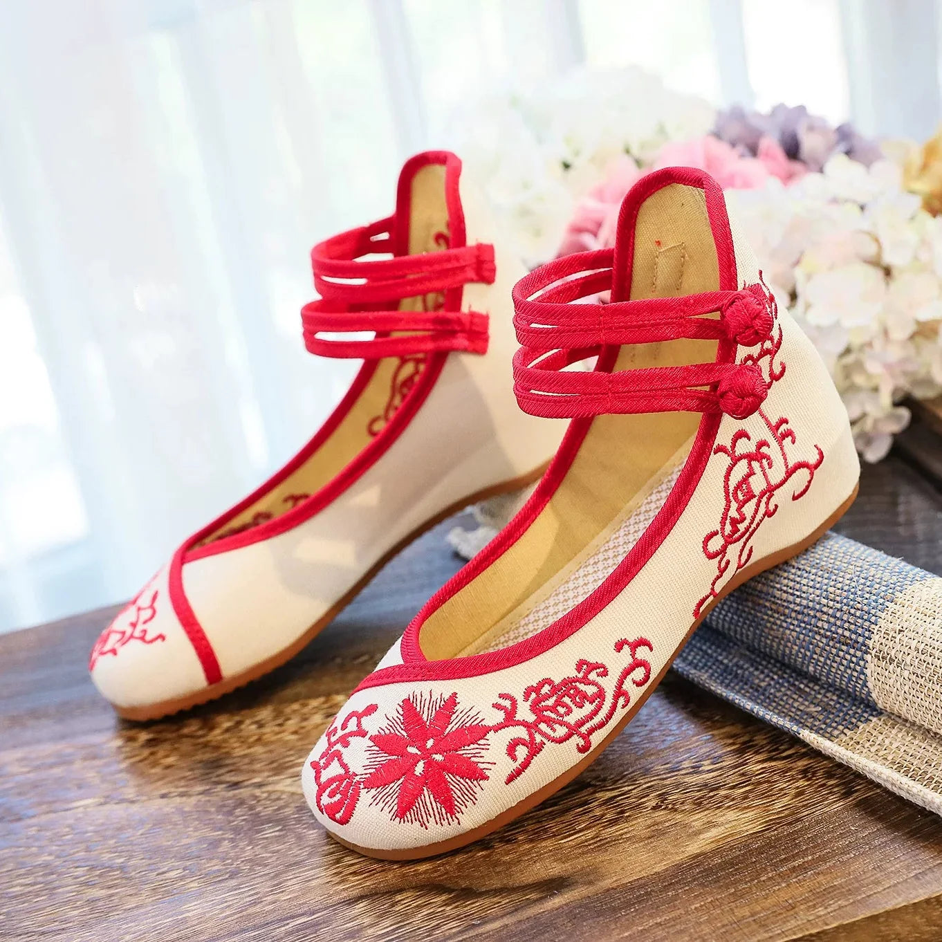 Sunflower | Embroidered Shoes(太阳花)