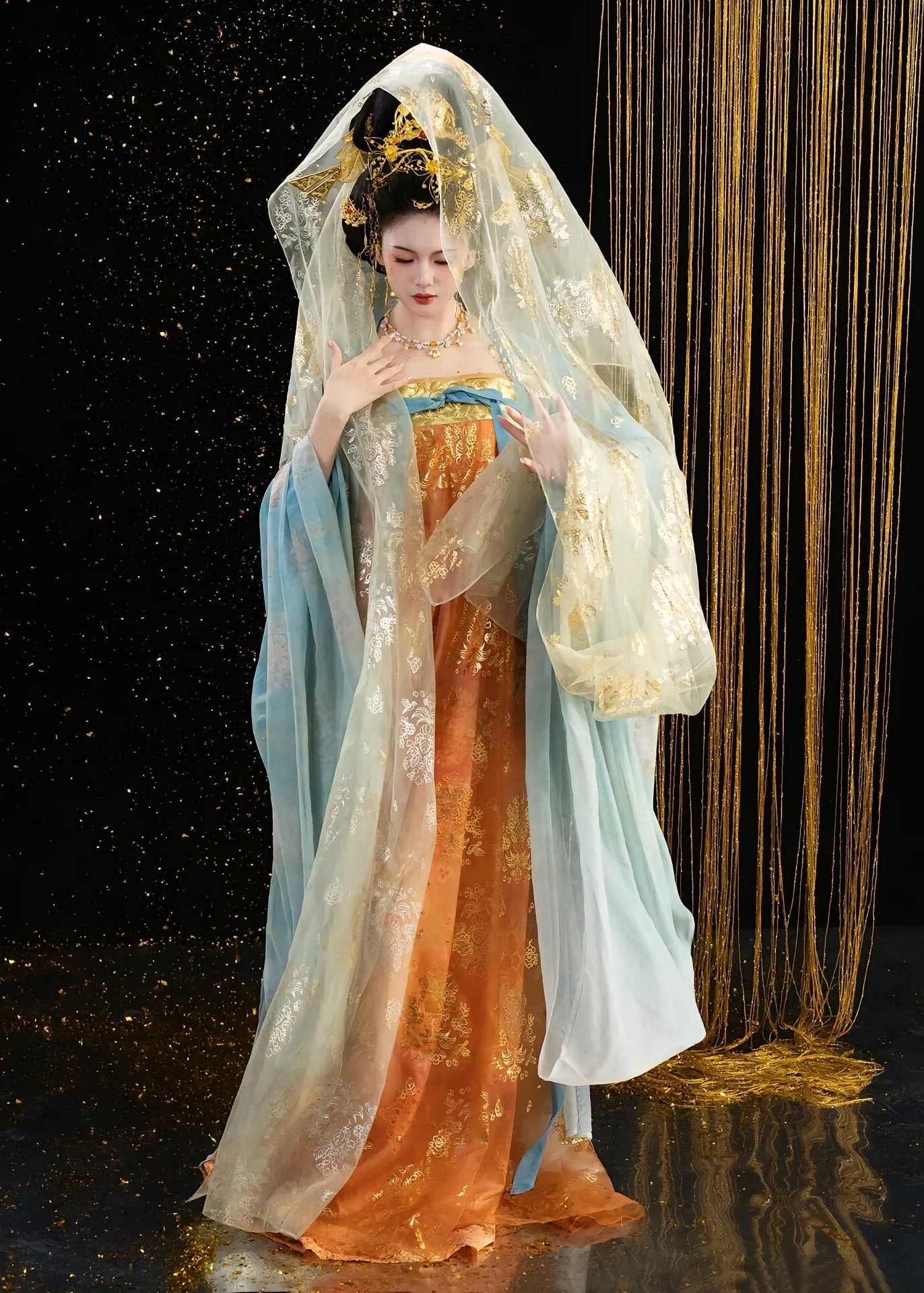 Peerless Beauty | 3-Piece Plus Hanfu (倾世)