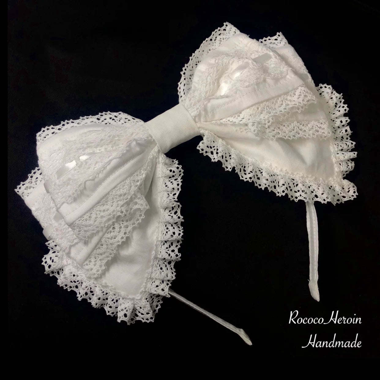 Old School Lolita KC, Lace & Bow