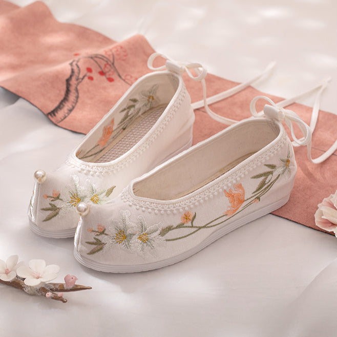 Azure Grace | Embroidered Shoes(青颜)