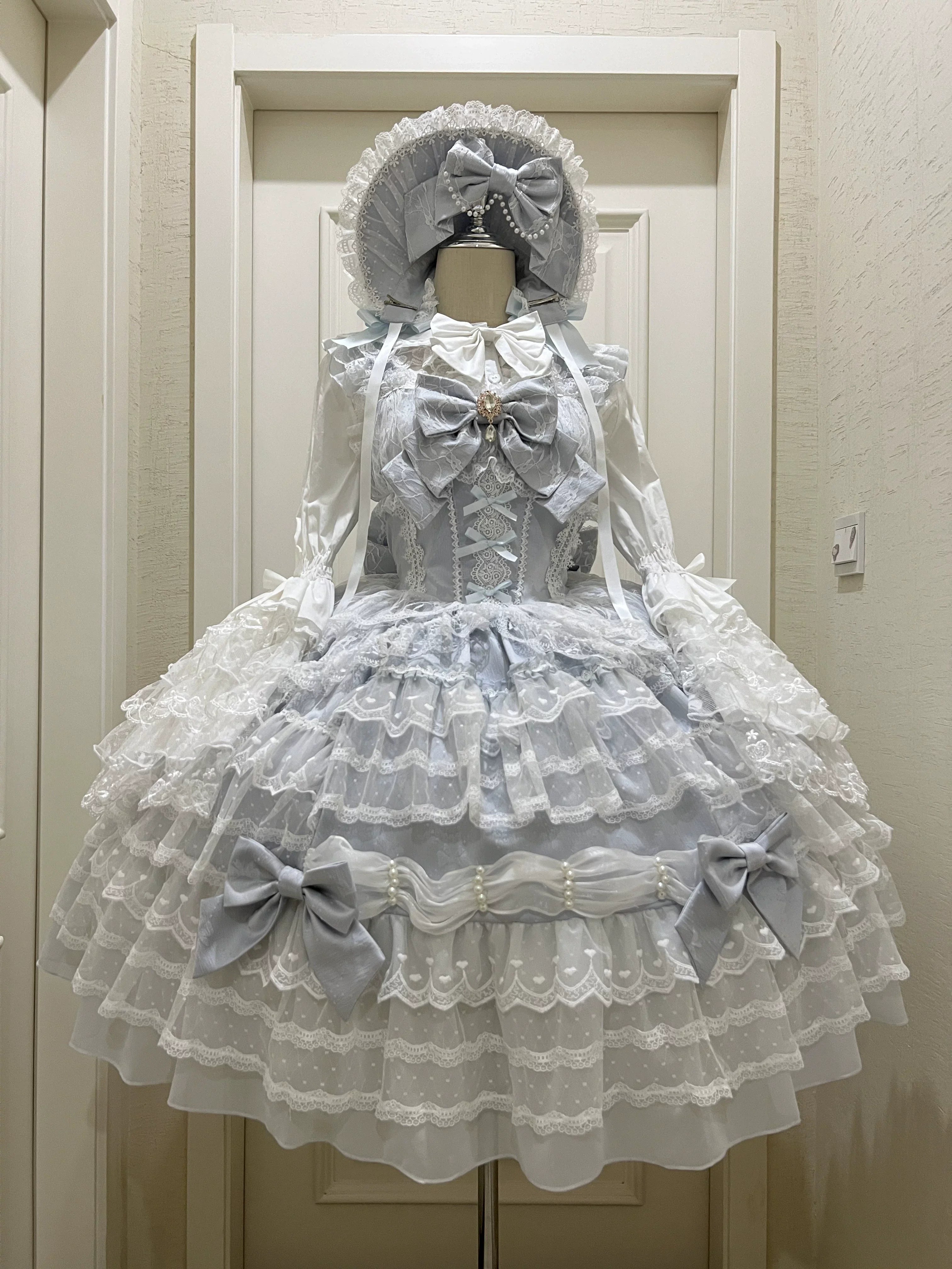 Dream Prelude - Dreamy Princess Lolita JSK Dress Suit, Tiered Lace Black
JSK + Back Trailing Bow S
