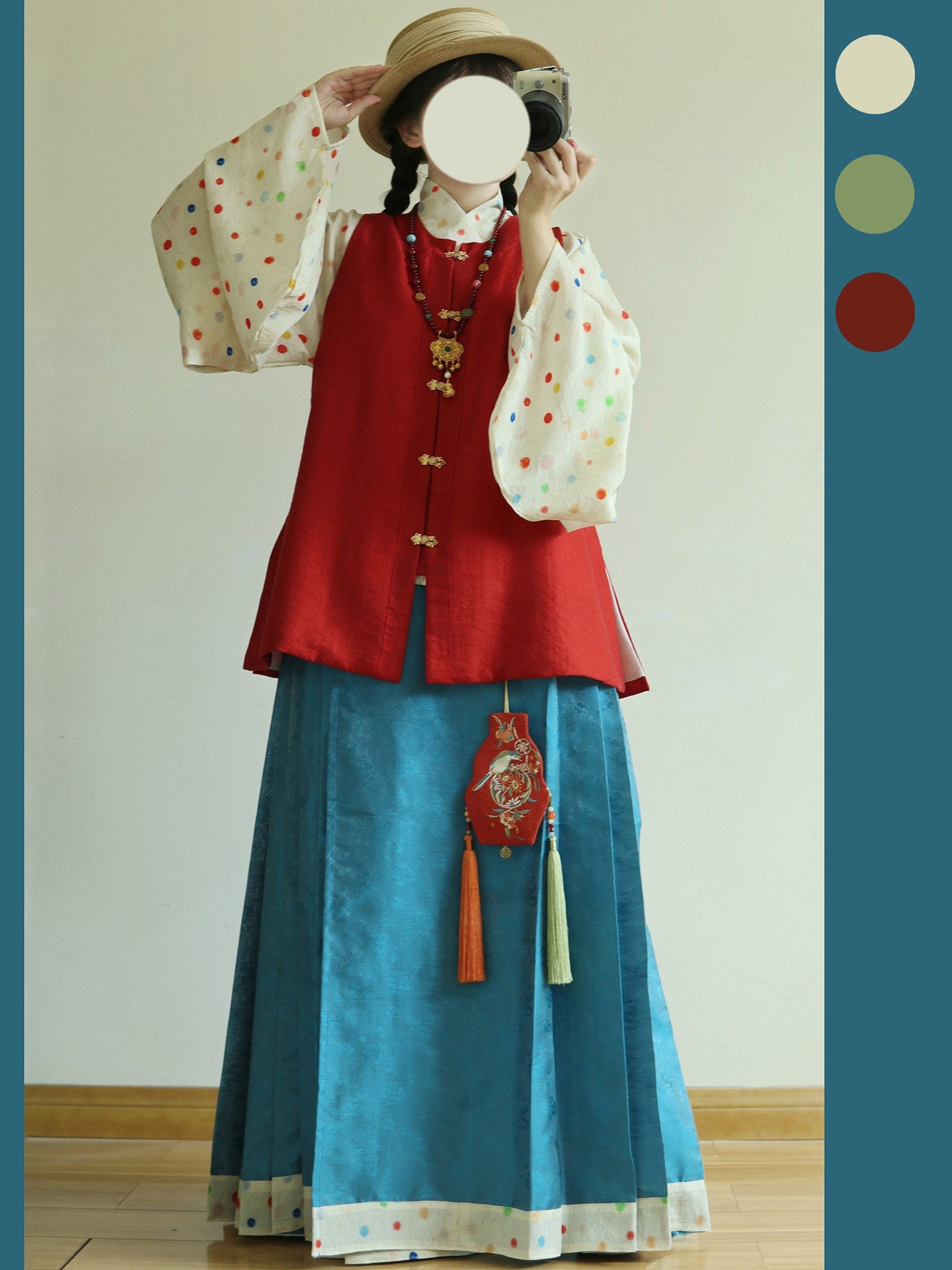 Zhao Munian 朝暮年Twilight Years Modernized Ming Dynasty Bijia Vest & Mamian Skirt Set