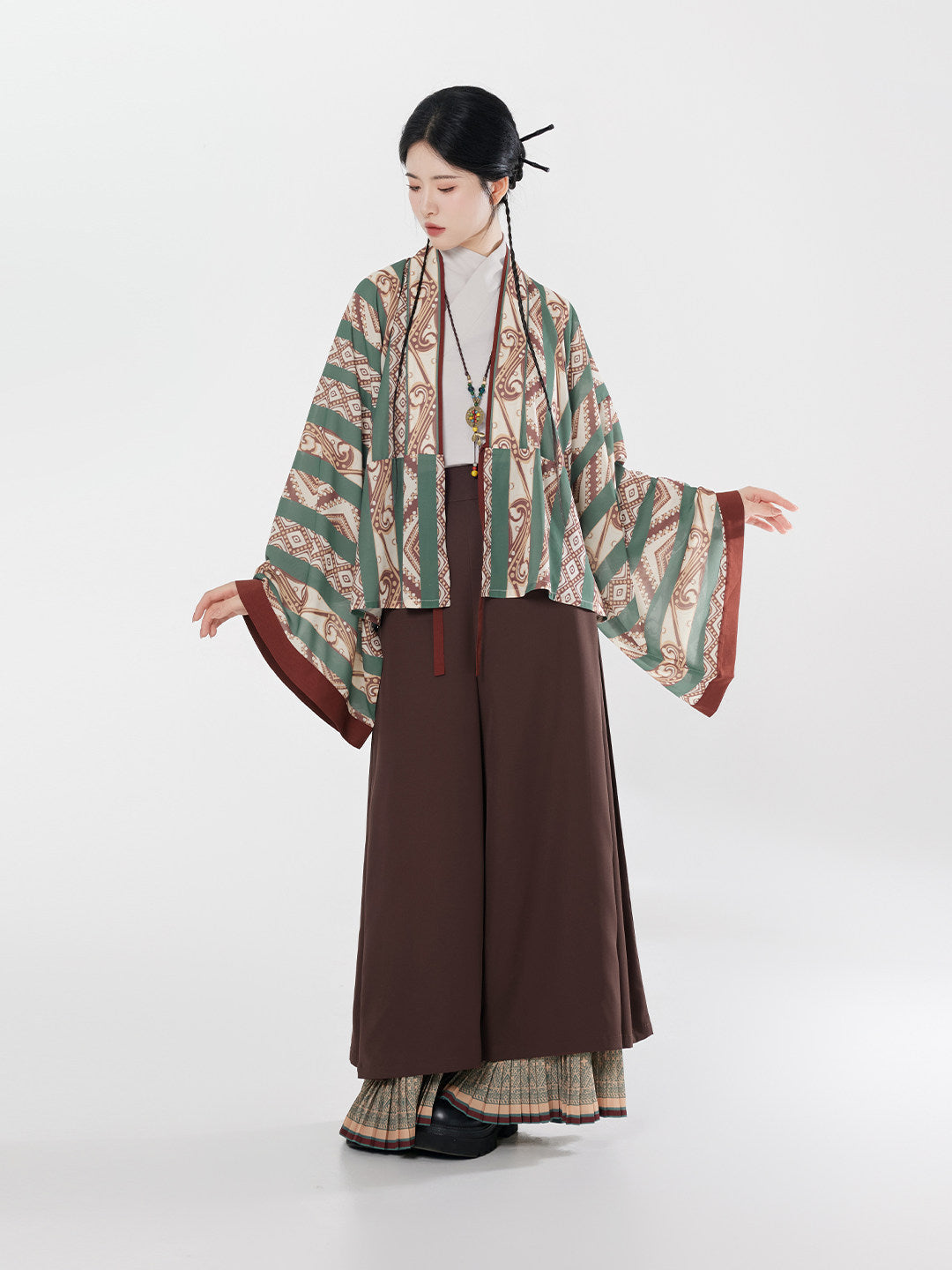 Wang Yun Shan | Modern Chinese Pleated Jacket and Wide Leg Pants Set