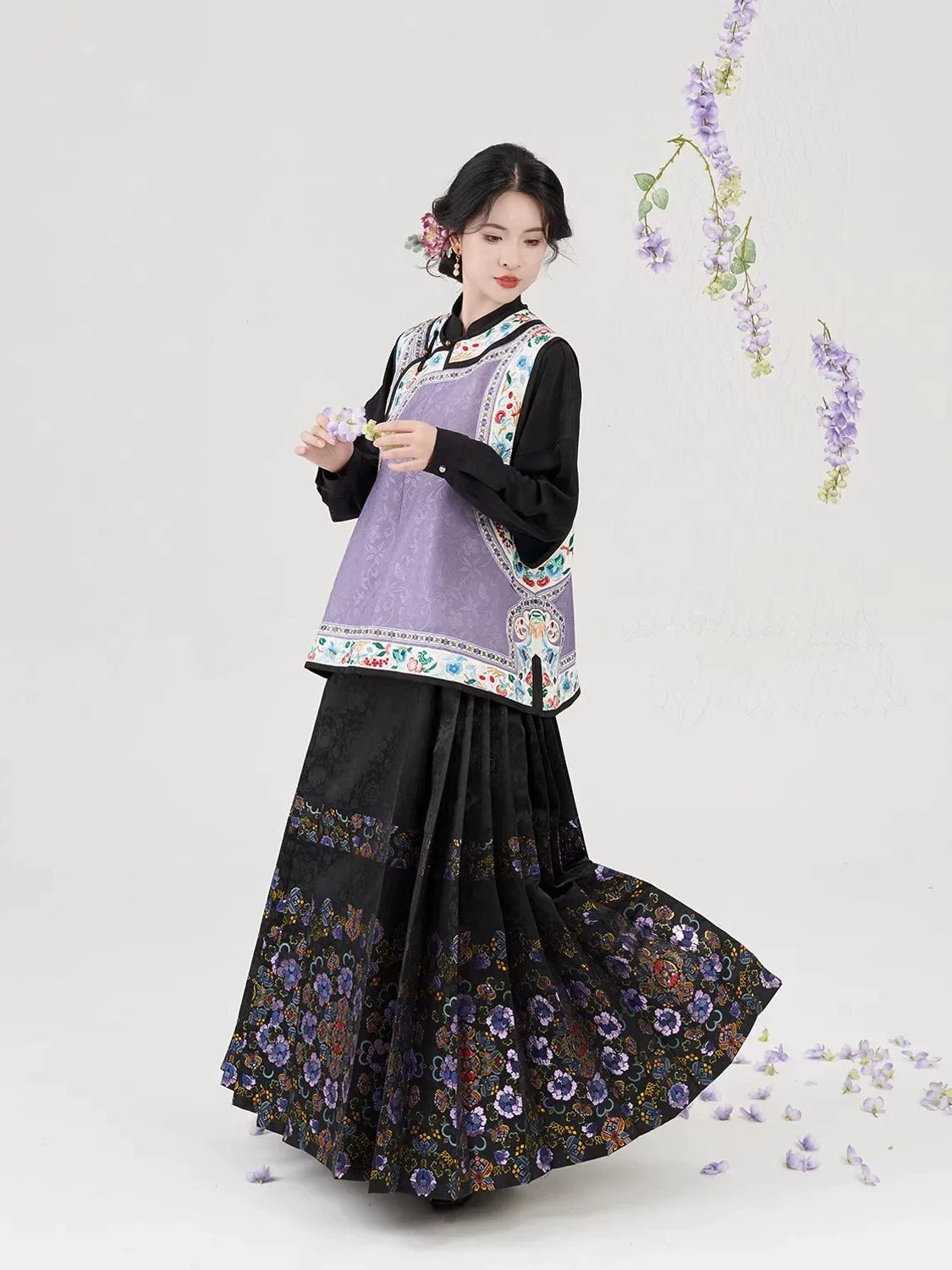 Modern Qing Han Inspired Women Traditional Outfit Sleeveless Jacquard Vest & Mamianqun - Yanyu 宴妩 (Preorder)