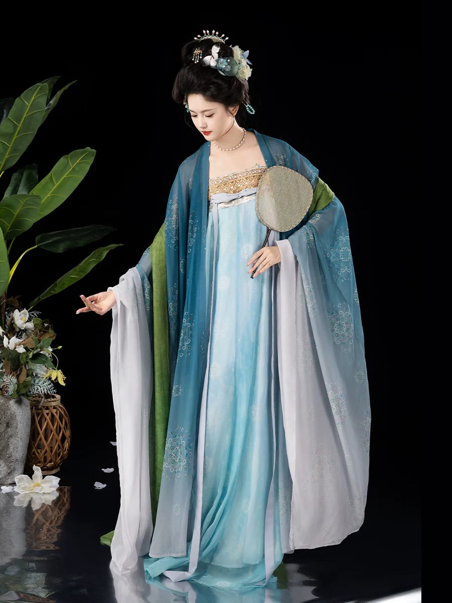 Biluo 碧落 - Tang Dynasty Historical Restoration Qixiong Ruqun