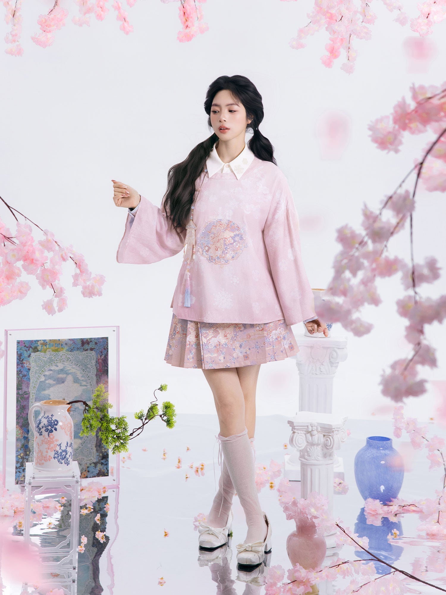 Ming Dynasty Modern Hanfu Brocade Mamian Skirt & Faux Two-Piece Chinese Style Top 雪霁逢春