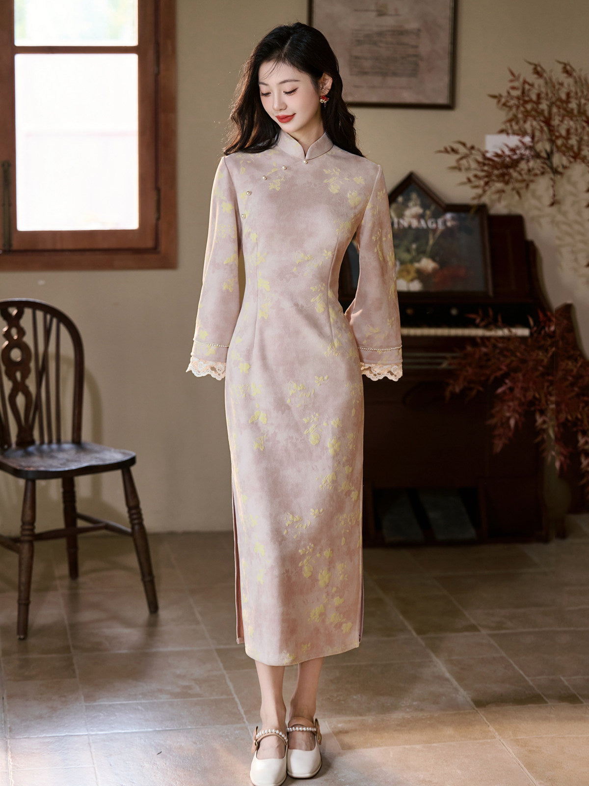 Long Sleeve Lace Trim Long Cheongsam | Clear Tea