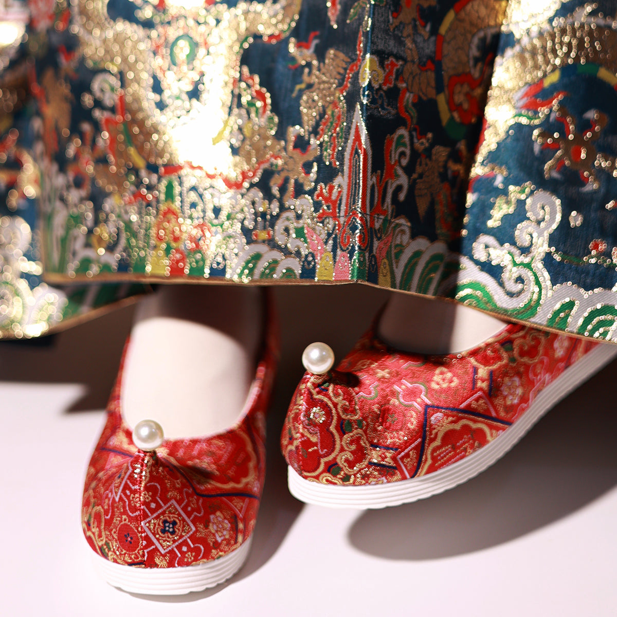 Jin Se | Embroidered Shoes(锦瑟)