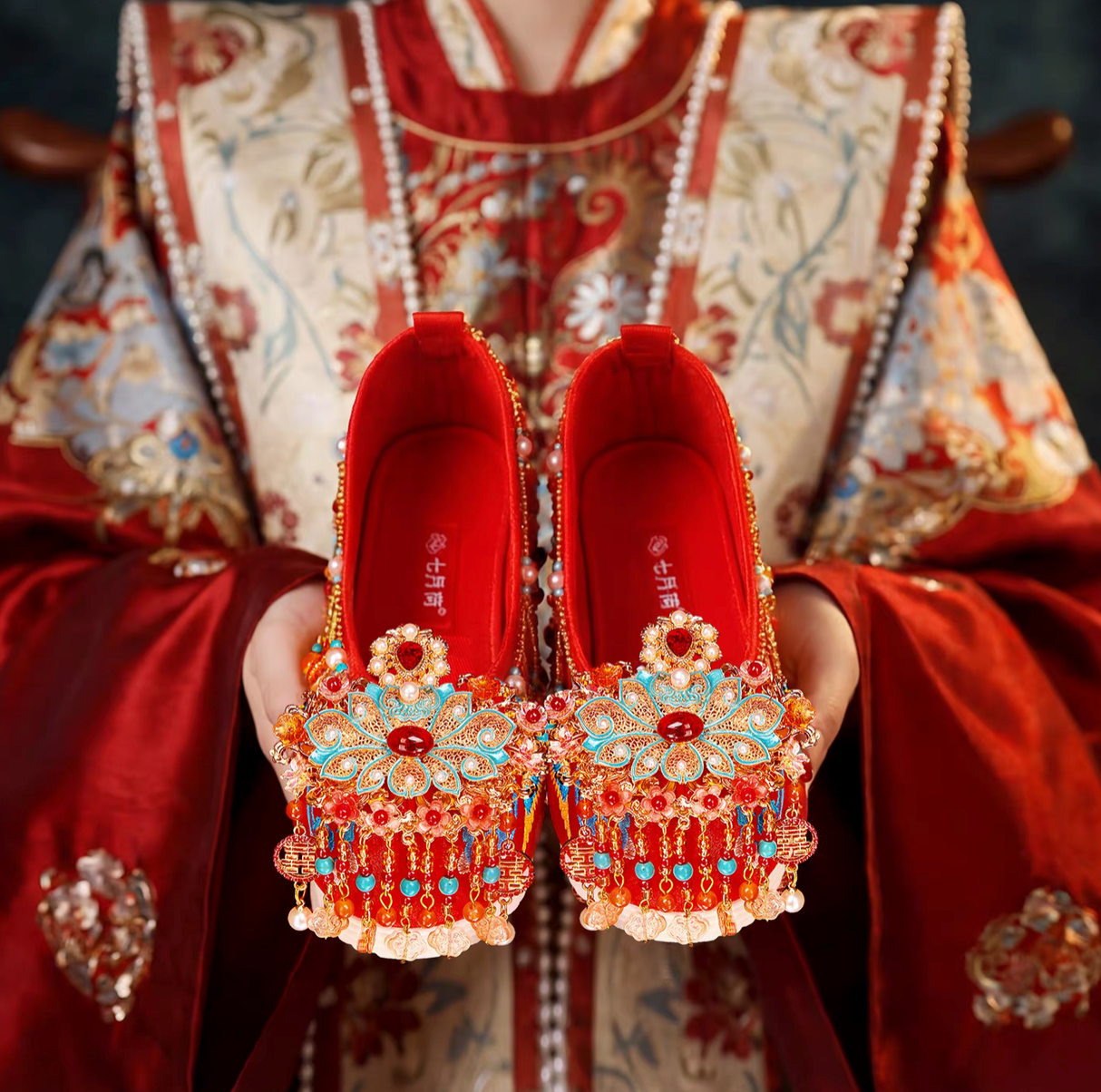 Bliss Traditional Chinese Bridal Hanfu Shoes