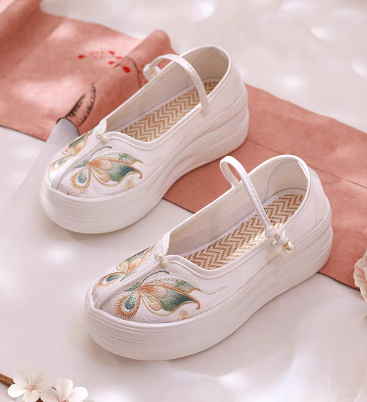 Gudie Traditional Chinese Hanfu Shoes