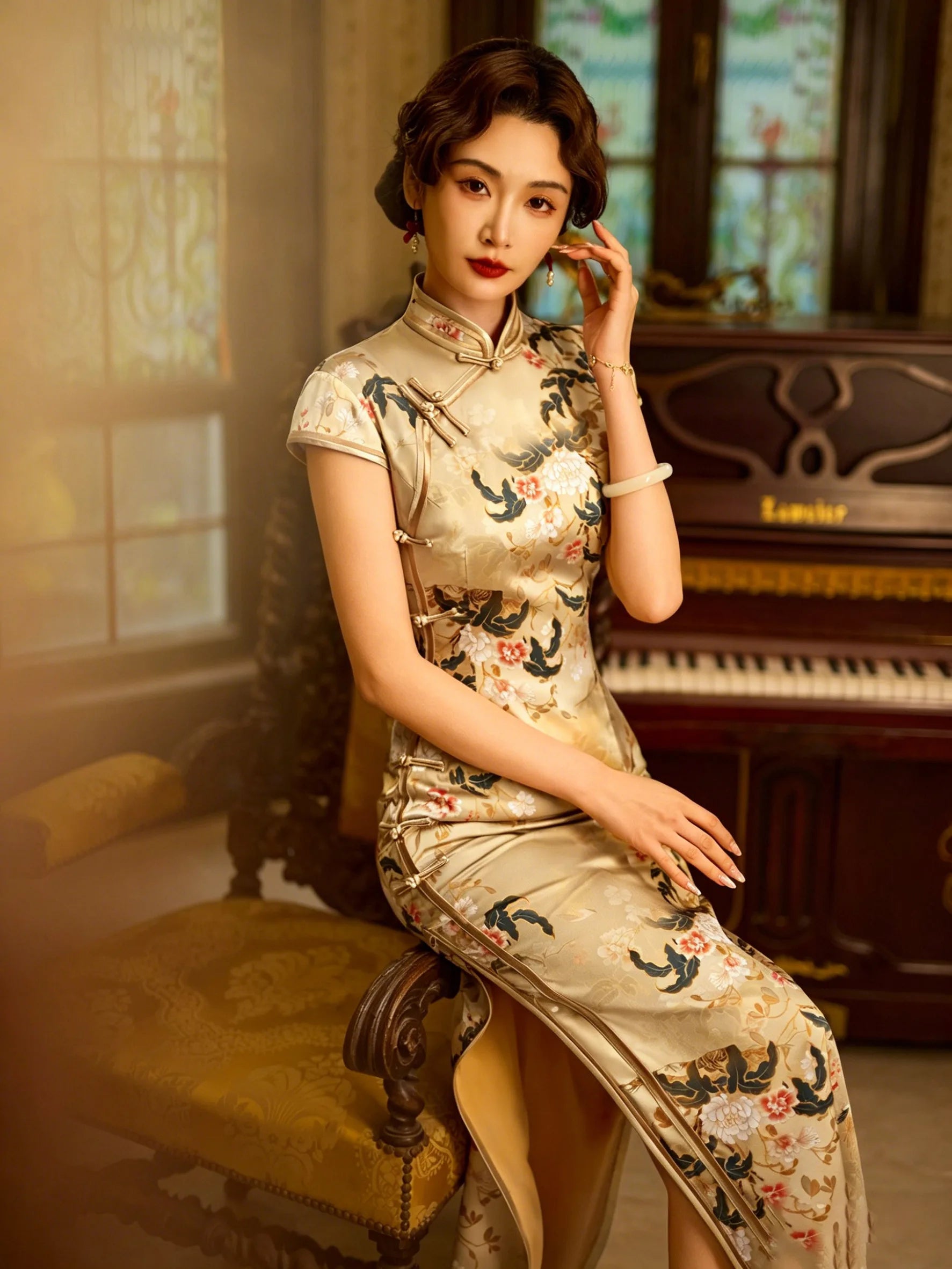 Silk Qipao yellow silk cheongsam elegant formal dress for women banquet and celebration outfit