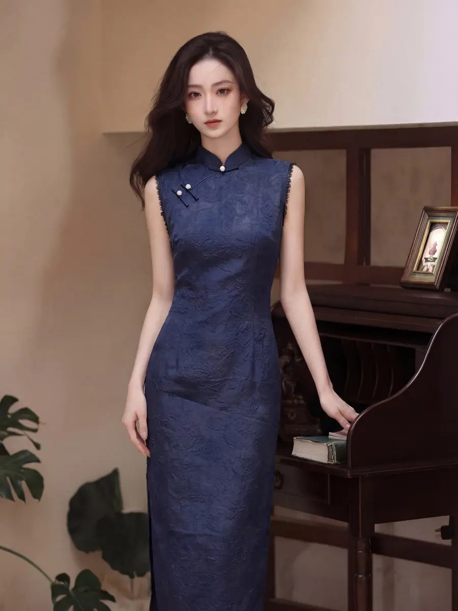Textured Jacquard Sleeveless Maxi Qipao With Lace Trim