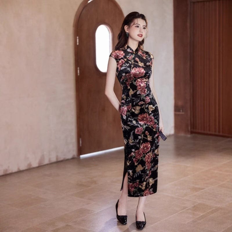 Alluring Blooms velvet black long Cheongsam
