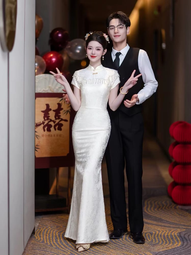 Mia White Jacquard Satin Mermaid Long Cheongsam