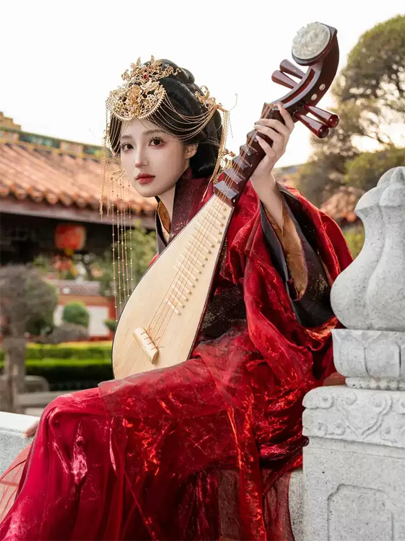 Red Warring States style hanfu chinese with straight-collar design and wide sleeves, ancient outfit