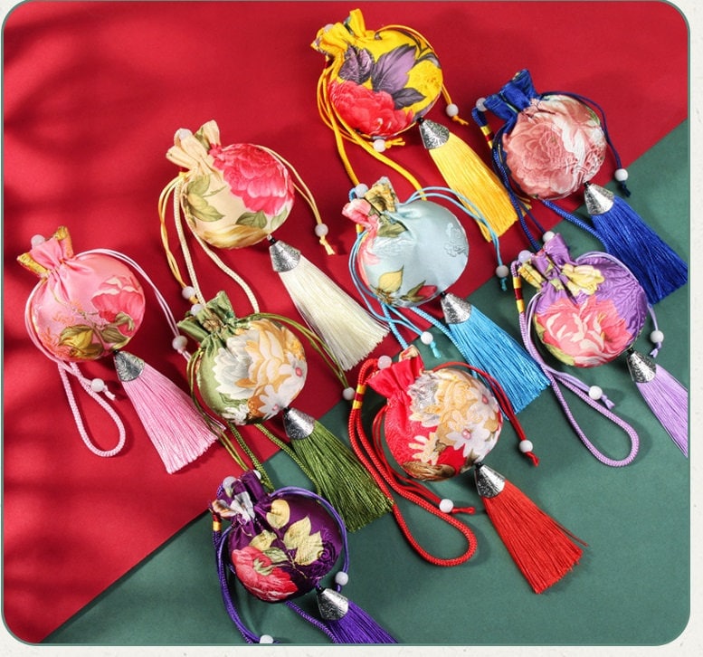Oriental Floral Embroidered Pouch Sachet Bag | Peony