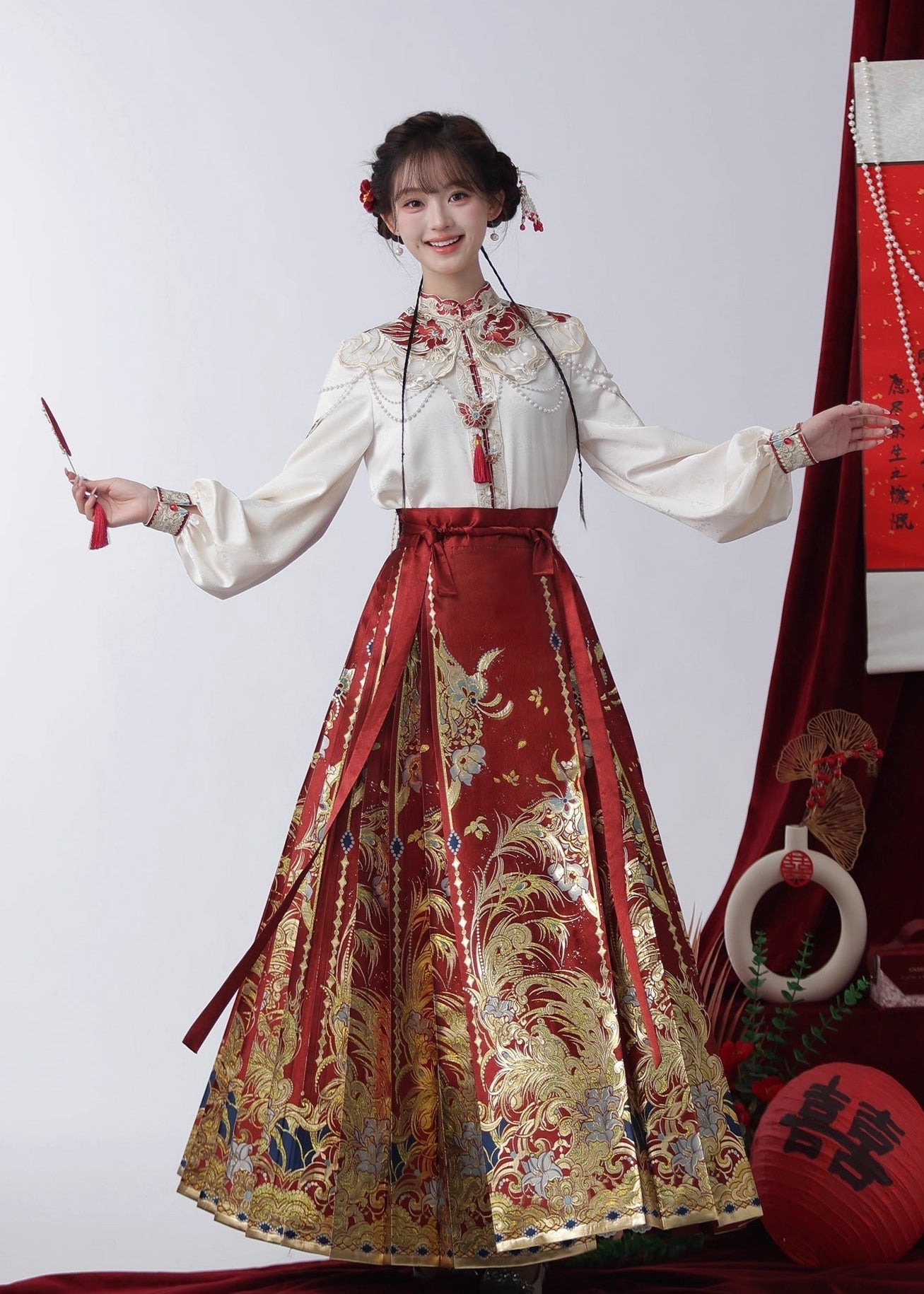 Flying Phoenix | 3- Piece Modern Wedding Dress (凤凰于飞)