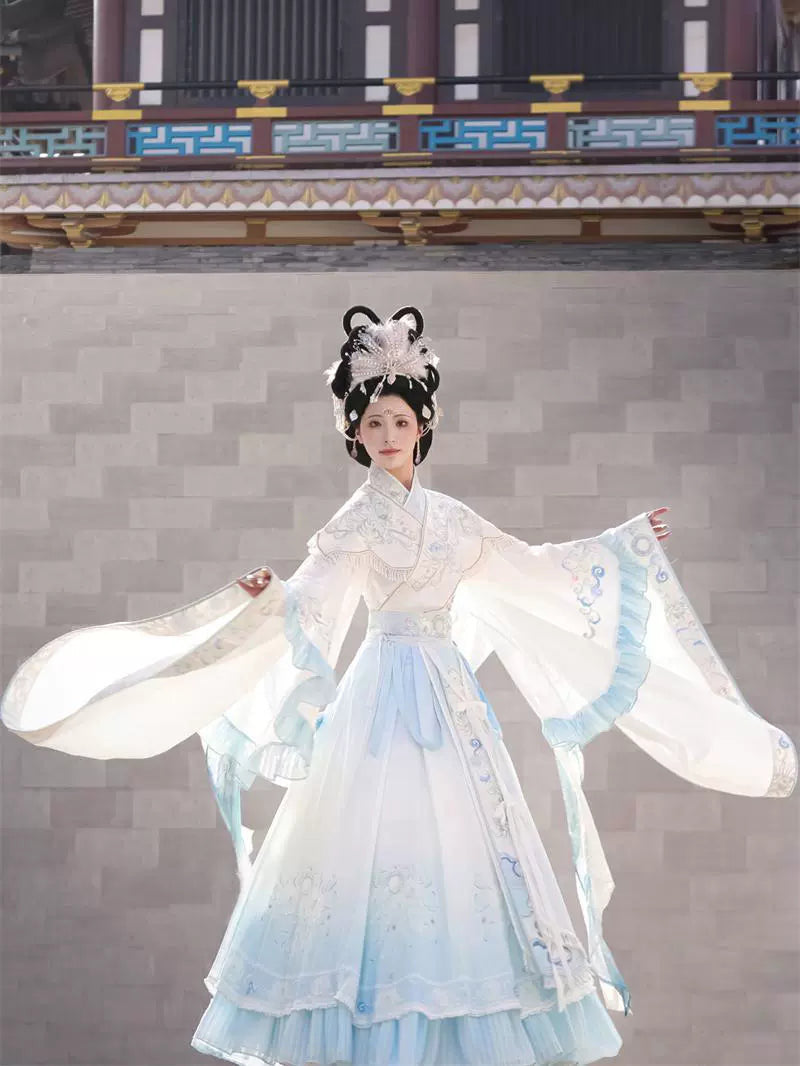 Wei Jin Dynasty Embroidered Qiyao Ruqun Hanfu | Moon Goddess 月神