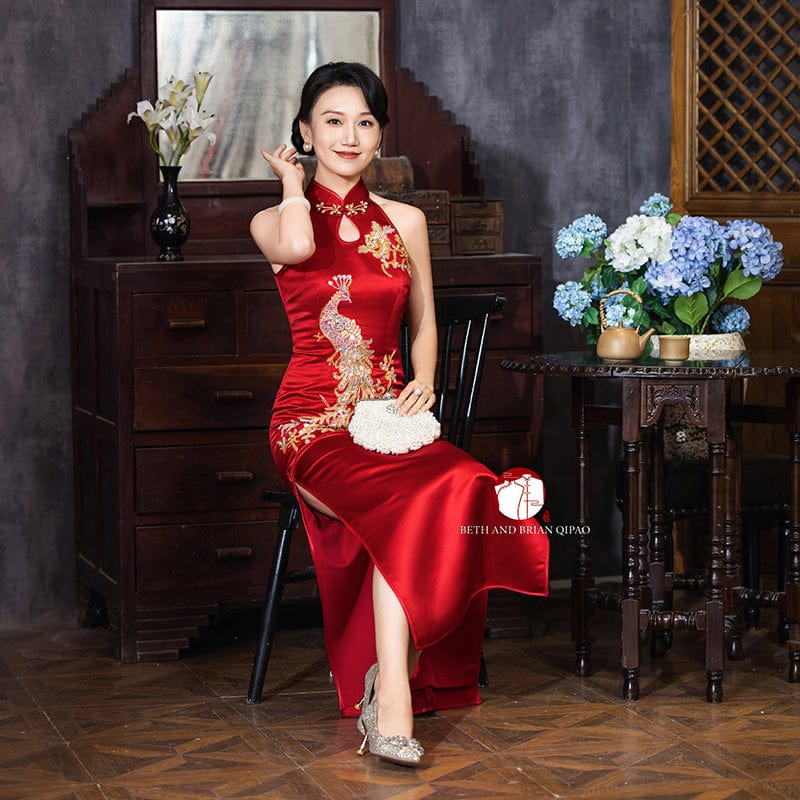 Aslinhanfu qipao Exclusive designer collection, peacock embroidery, halter long Qipao