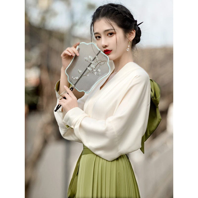 Aslinhanfu New Chinese style ( 新中式 ), beige and green long Hanfu Mamianqun