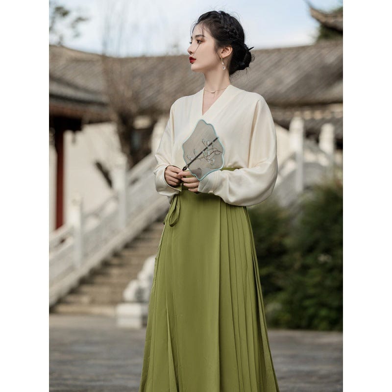 Aslinhanfu New Chinese style ( 新中式 ), beige and green long Hanfu Mamianqun