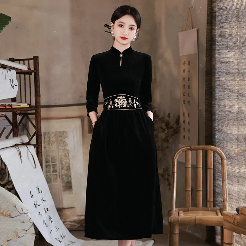 Black 3/4 Long Sleeves A Line Velvet Qipao Dress with Embroidered Waist