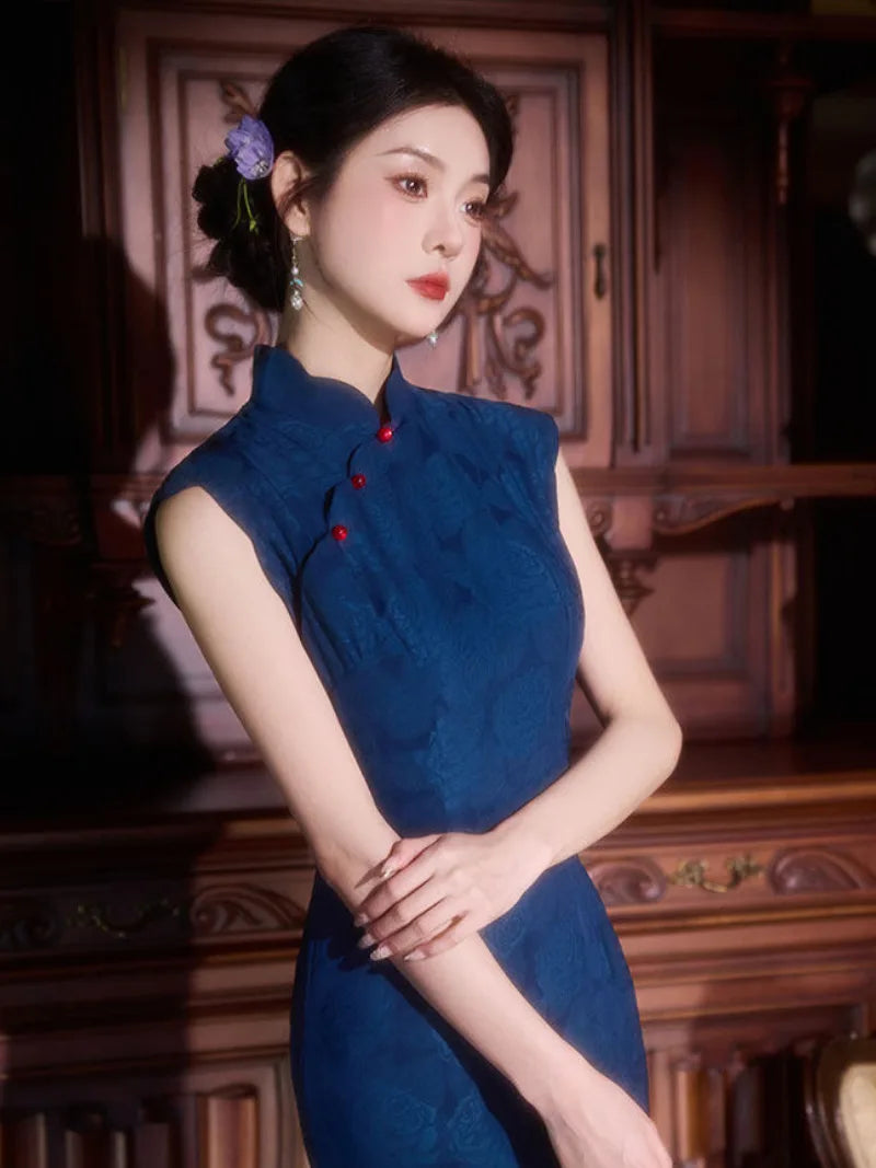 Blue Cheongsam Dress inspired by classic Republic-era Chinese fashion
