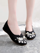 Chinese Style Embroidered Flower Flat Shoes for Women