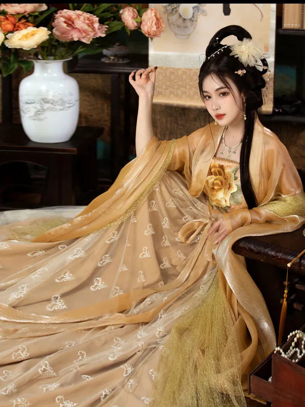 Chinese Tang Dynasty Golden Hanfu Embroidery Qixiong Dress