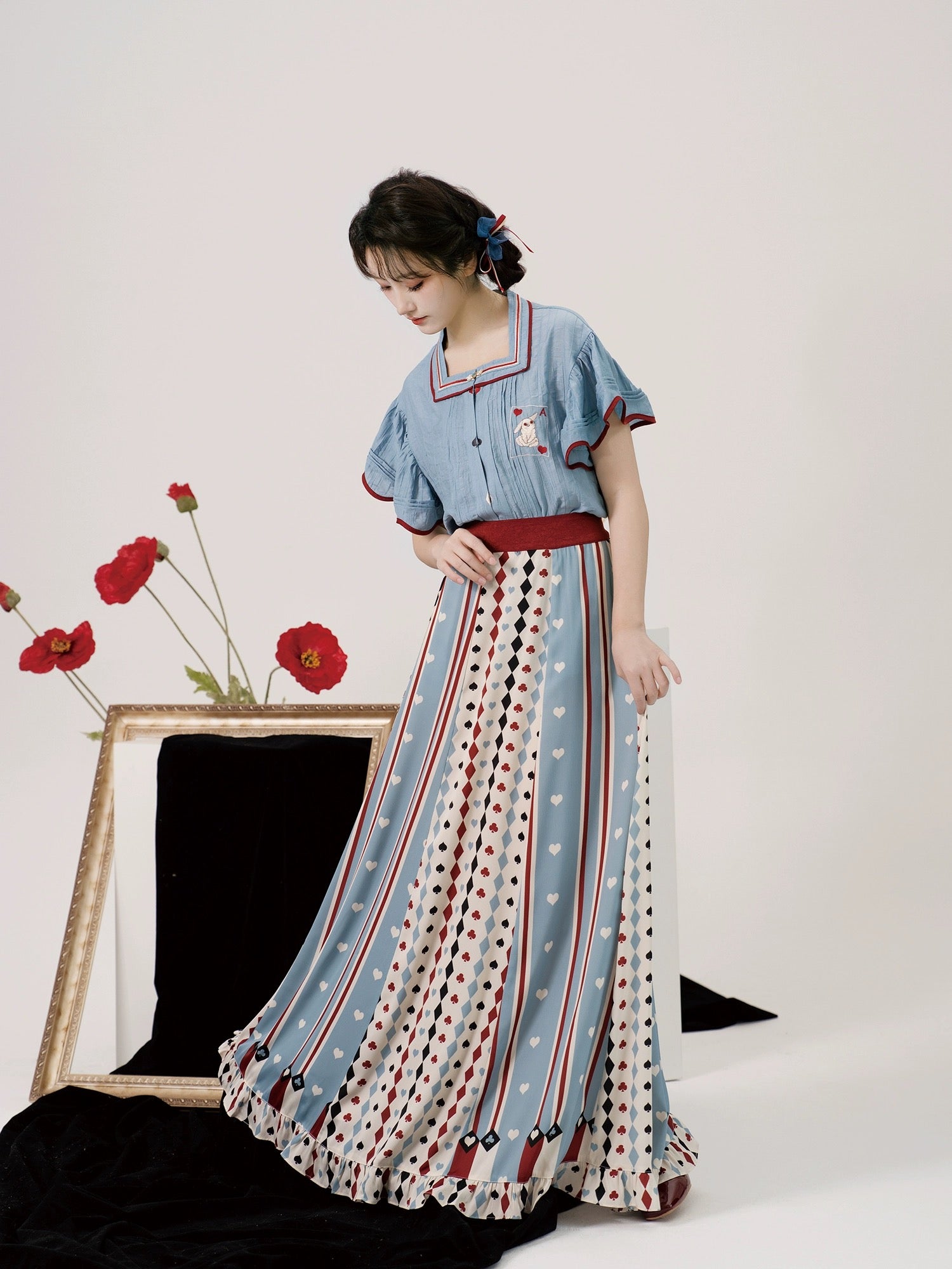Tang Dynasty x Modern Hanfu: Alice Wonderland