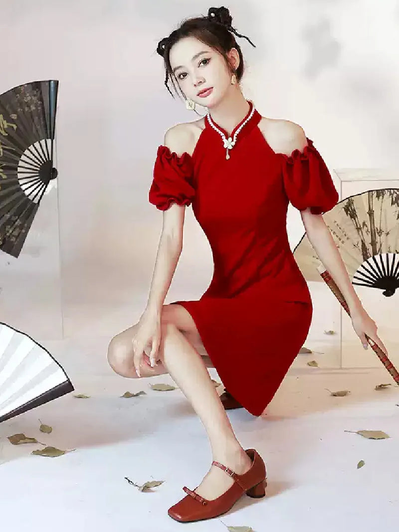 Halter Qipao red Chinese cheongsam for brides and festive occasions