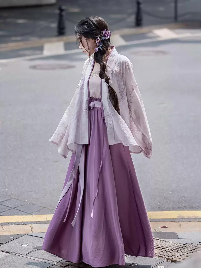Original hanfu modern outfit with elastic waist split skirt. Designed for daily wear and commuting, combining comfort, style, and Chinese tradition.