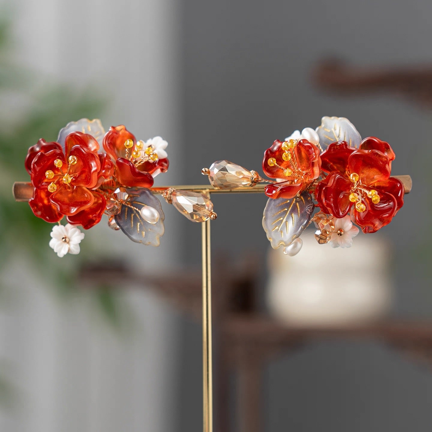 Hair Clips: Red Moonlight