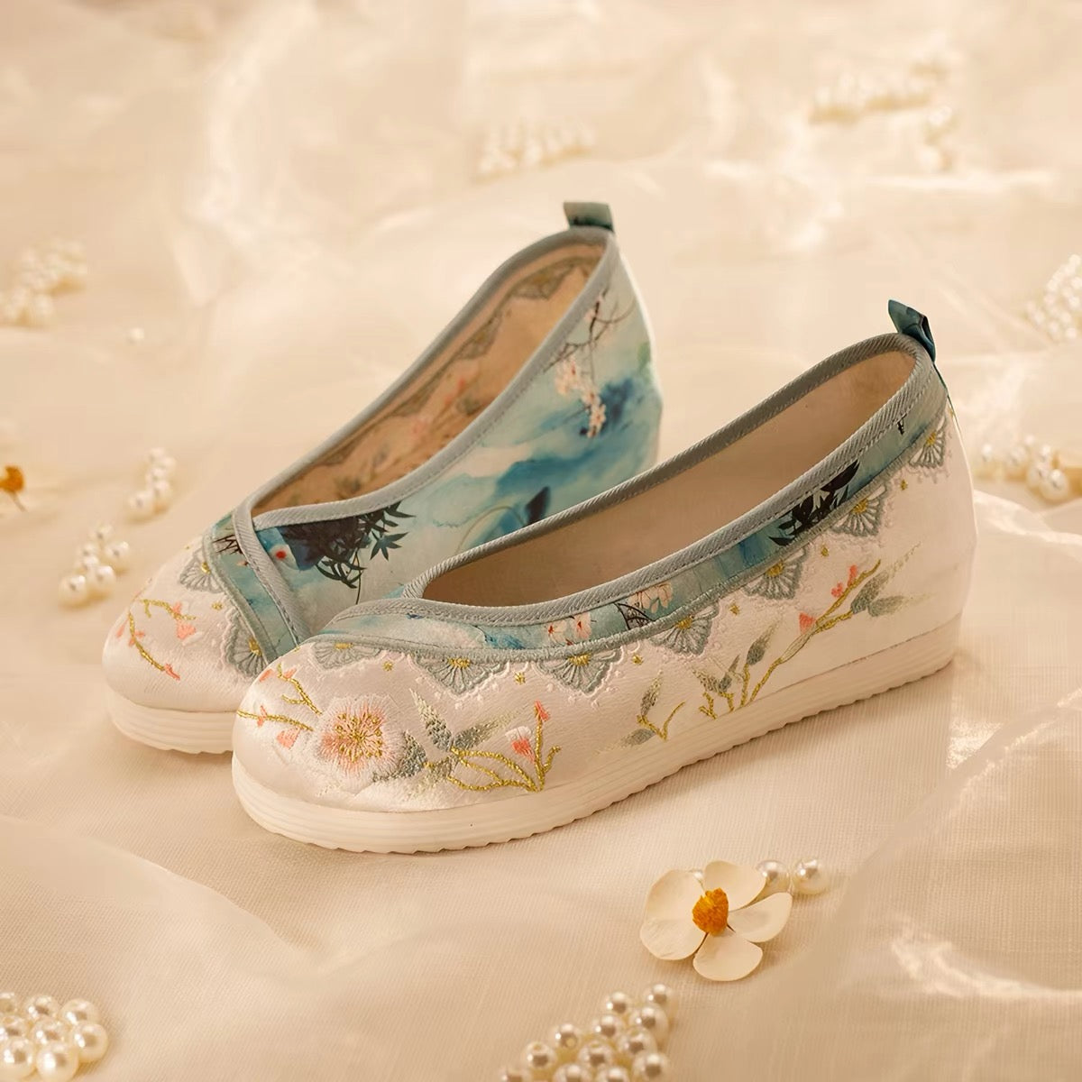 Nanzhi Traditional Chinese Hanfu Shoes